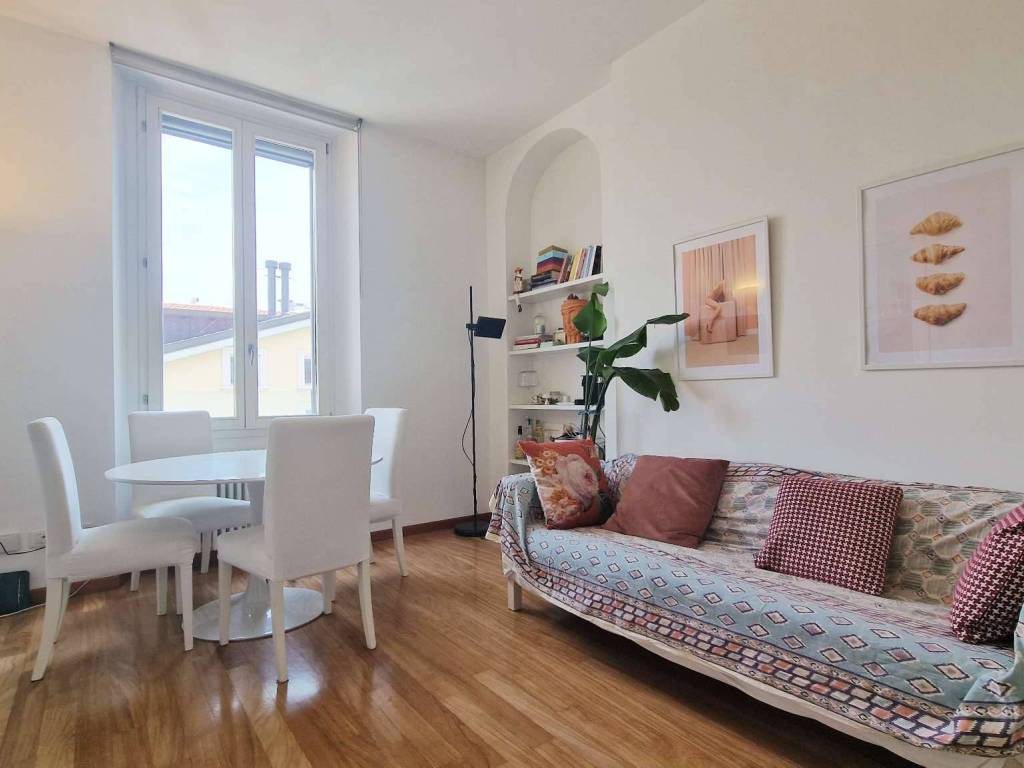 appartamento in vendita a Milano in zona Isola