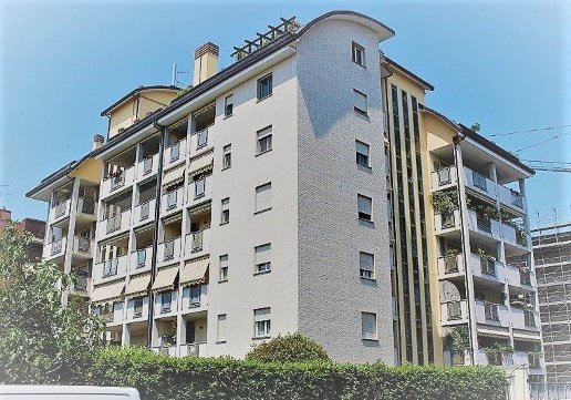 appartamento in vendita a Milano in zona Trenno