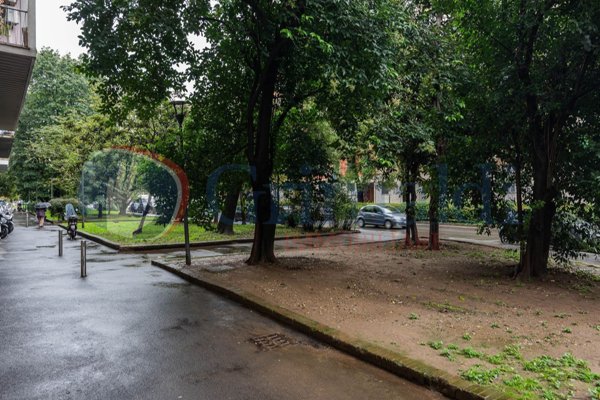 appartamento in vendita a Milano in zona Bocconi