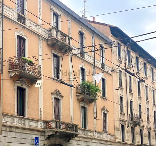 appartamento in vendita a Milano in zona Porta Genova