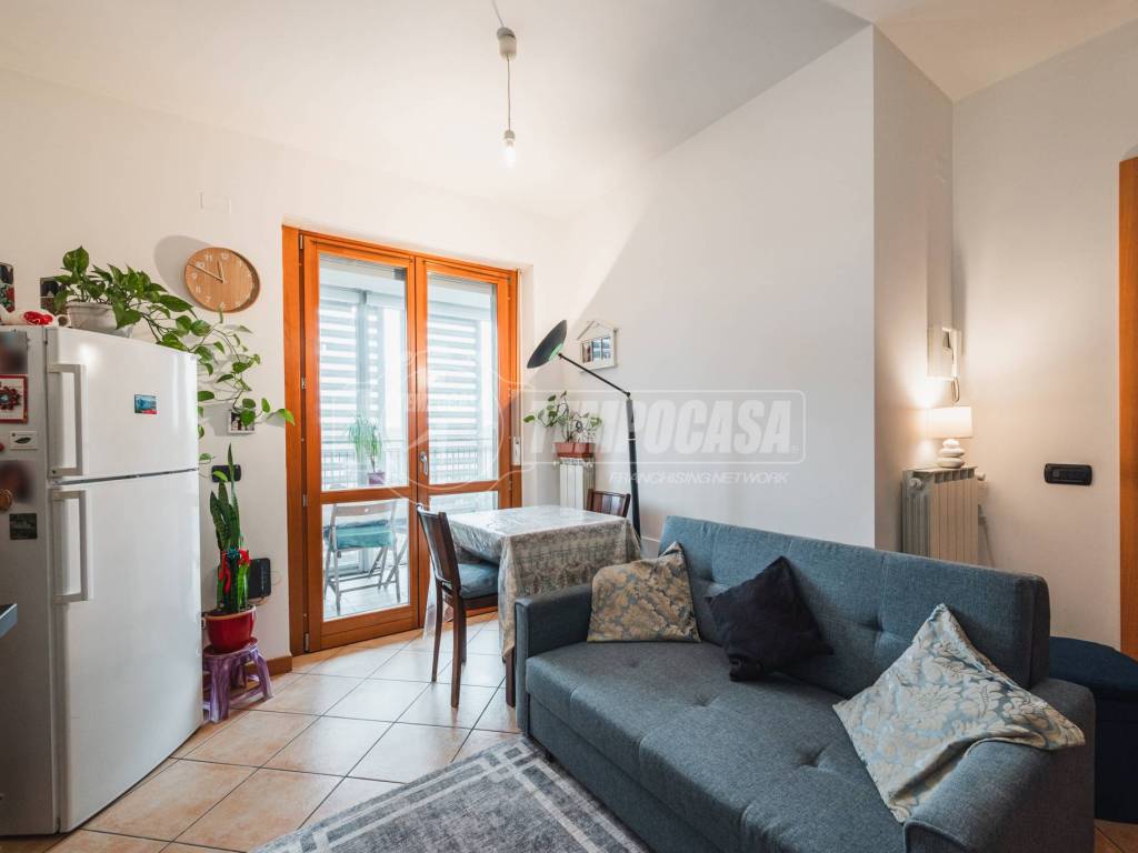 appartamento in vendita a Milano in zona Vigentino