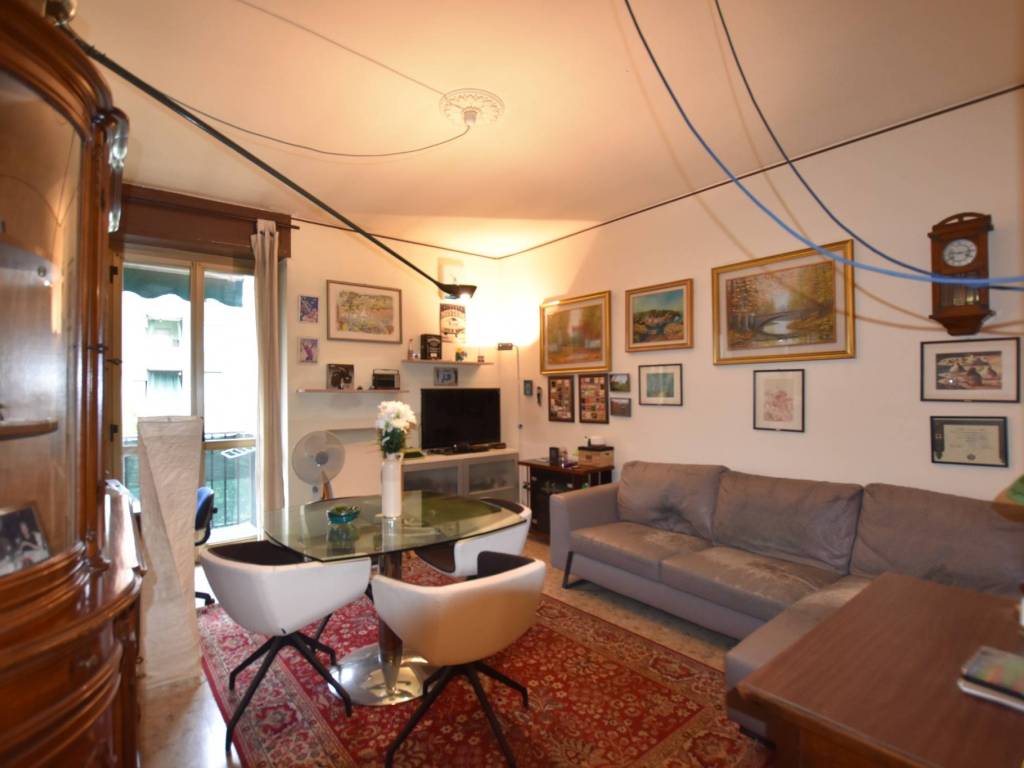 appartamento in vendita a Milano in zona Famagosta