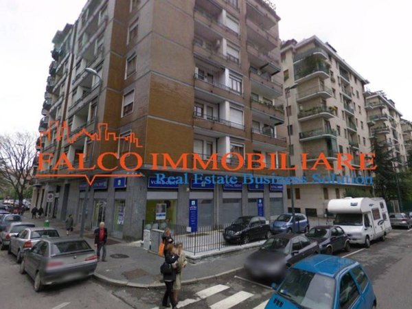 appartamento in vendita a Milano in zona Lorenteggio