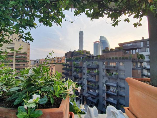 appartamento in vendita a Milano