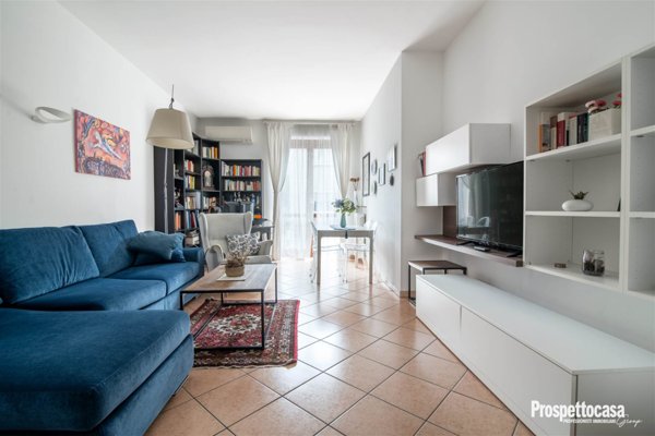appartamento in vendita a Milano in zona Barona