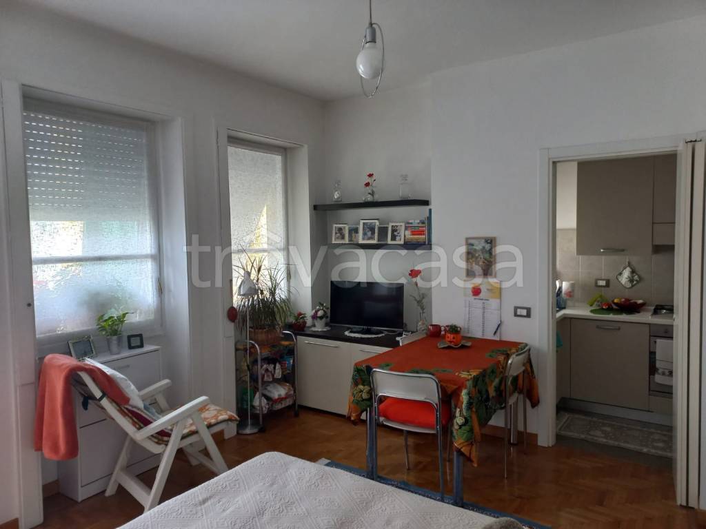 appartamento in vendita a Milano in zona Sempione