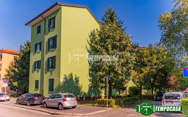 appartamento in vendita a Milano in zona Quarto Oggiaro