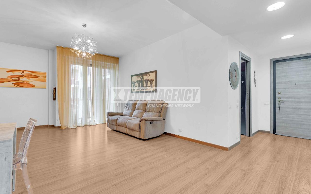 appartamento in vendita a Milano in zona Barona