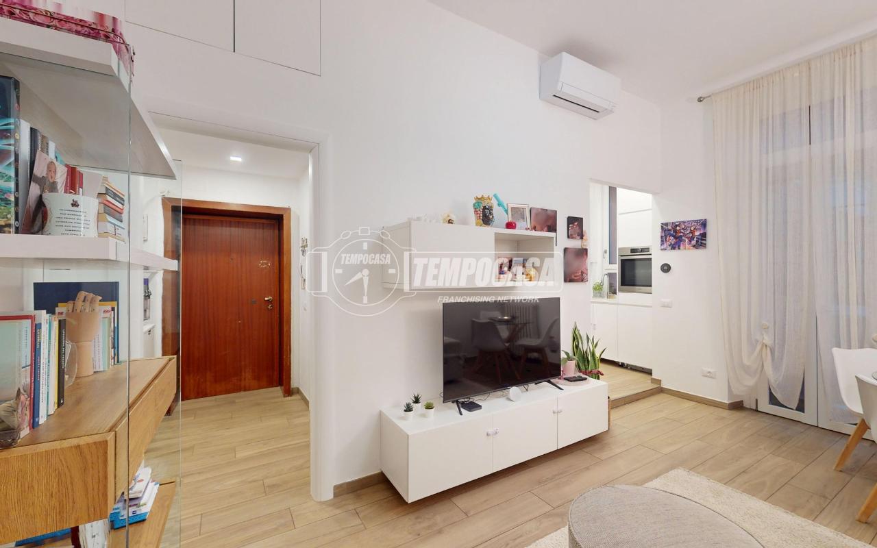 appartamento in vendita a Milano in zona Ghisolfa