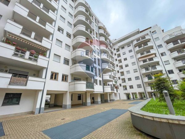 appartamento in vendita a Milano in zona Lambrate