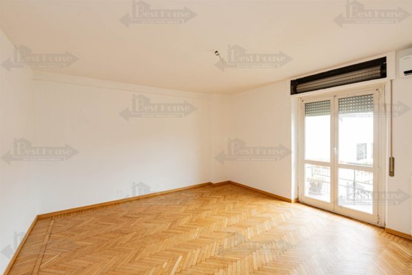 appartamento in vendita a Milano in zona Città Studi