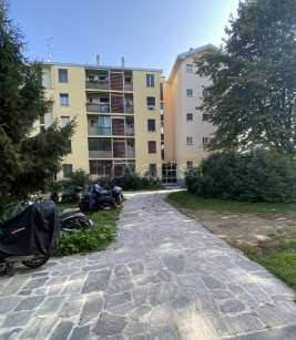 appartamento in vendita a Milano in zona Rogoredo