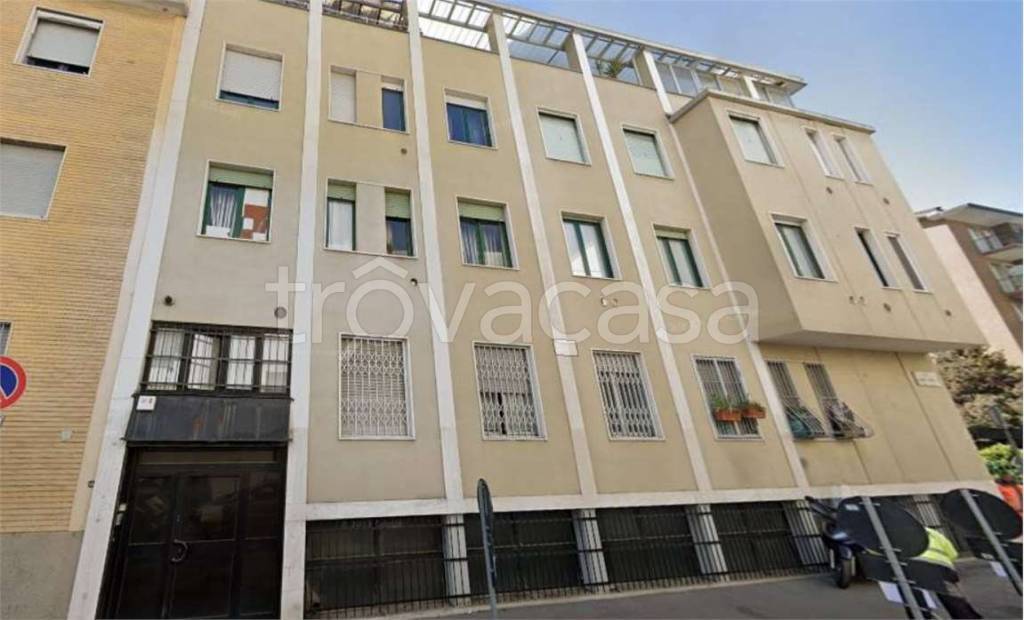 negozio in vendita a Milano in zona Turro