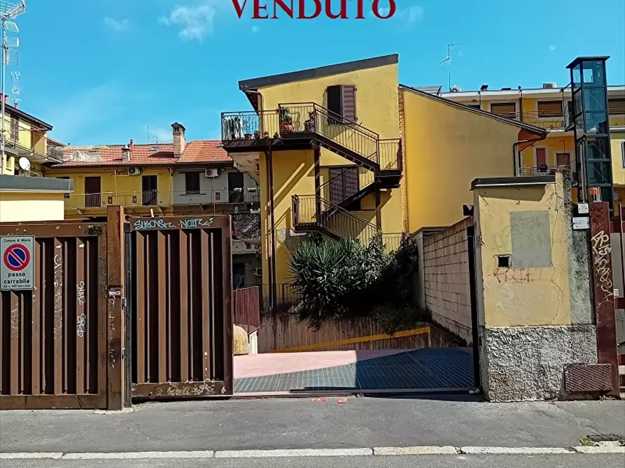 mansarda in vendita a Milano in zona Affori