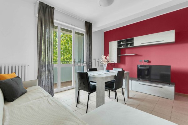appartamento in vendita a Milano in zona Famagosta