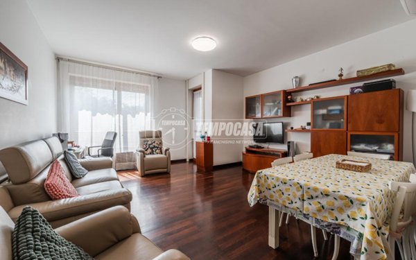appartamento in vendita a Milano in zona Vigentino