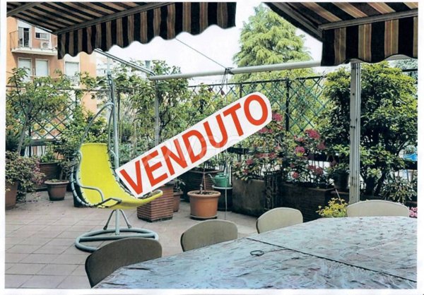 appartamento in vendita a Milano in zona Barona