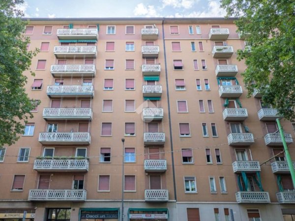 appartamento in vendita a Milano in zona Prato Centenaro