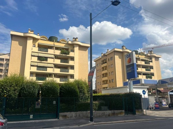 appartamento in vendita a Milano in zona Affori