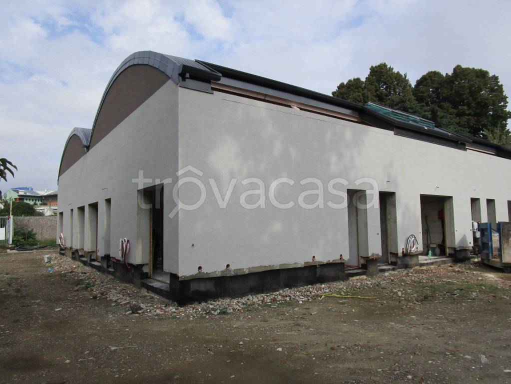 appartamento in vendita a Milano in zona Vigentino