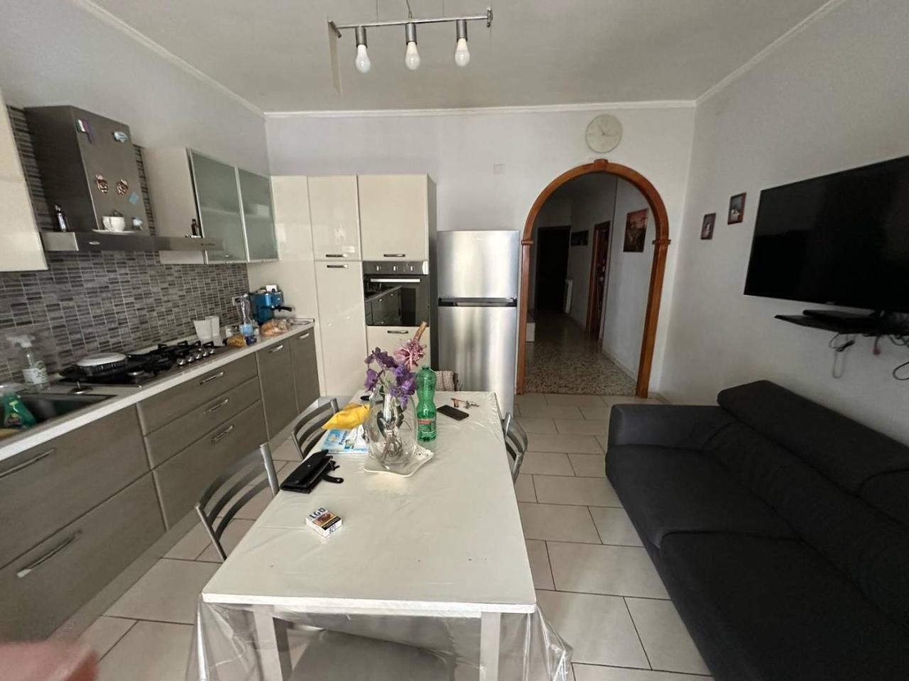 appartamento in vendita a Milano in zona Sant'Ambrogio