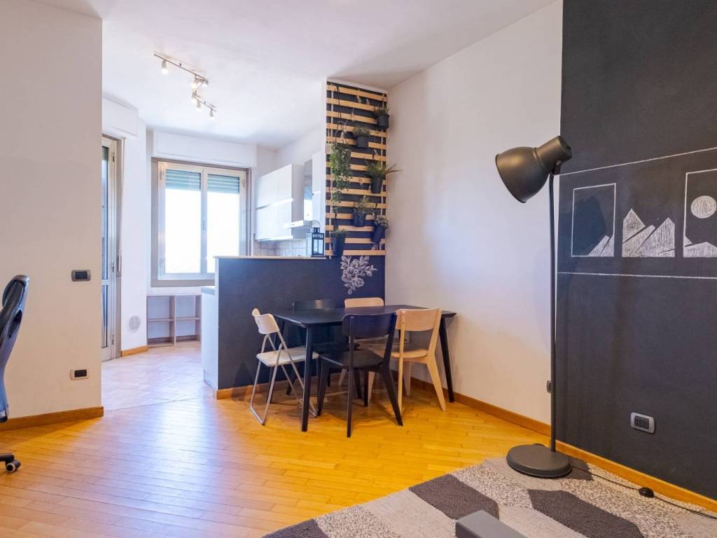 appartamento in vendita a Milano in zona Ponte Lambro