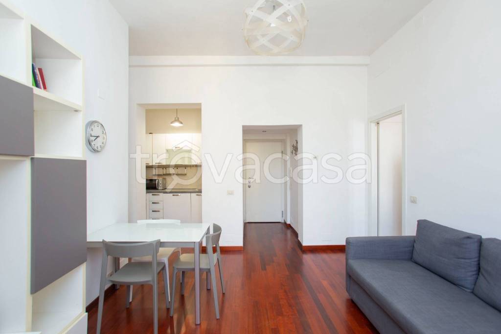 appartamento in vendita a Milano in zona Isola