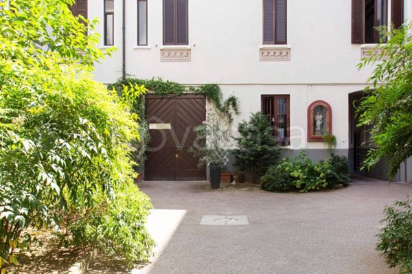 appartamento in vendita a Milano in zona Isola
