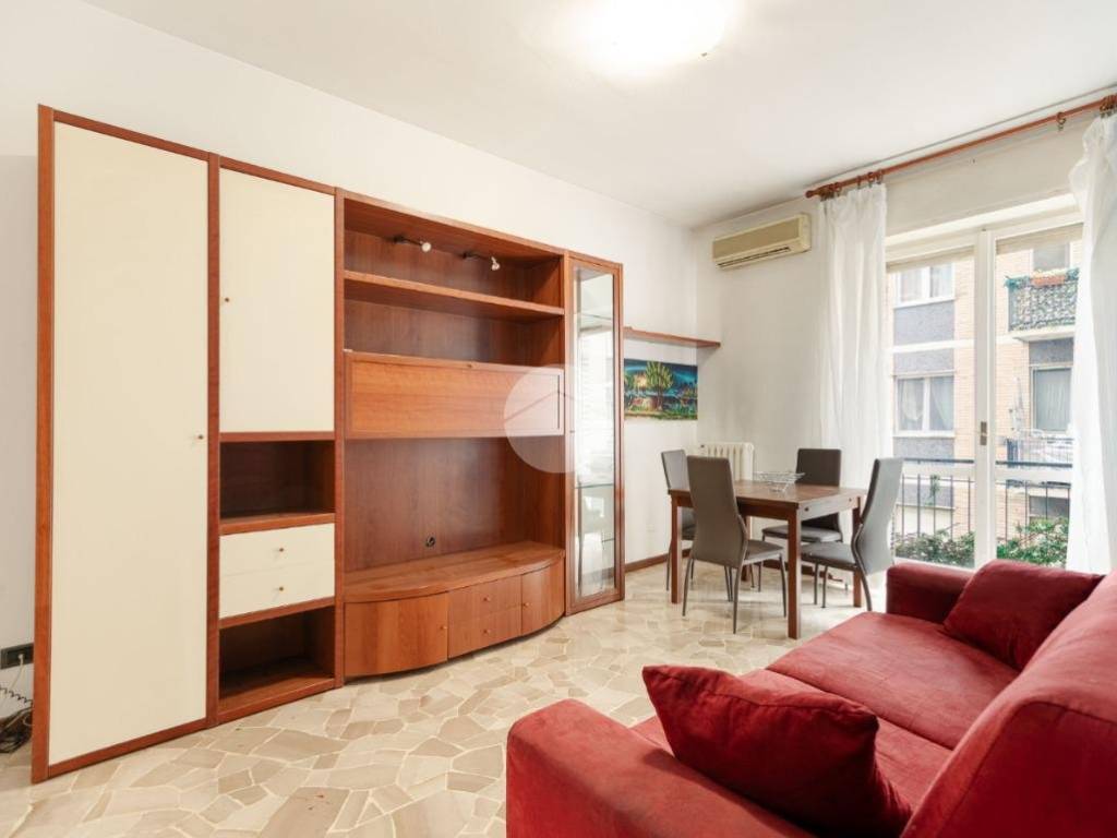 appartamento in vendita a Milano in zona Isola