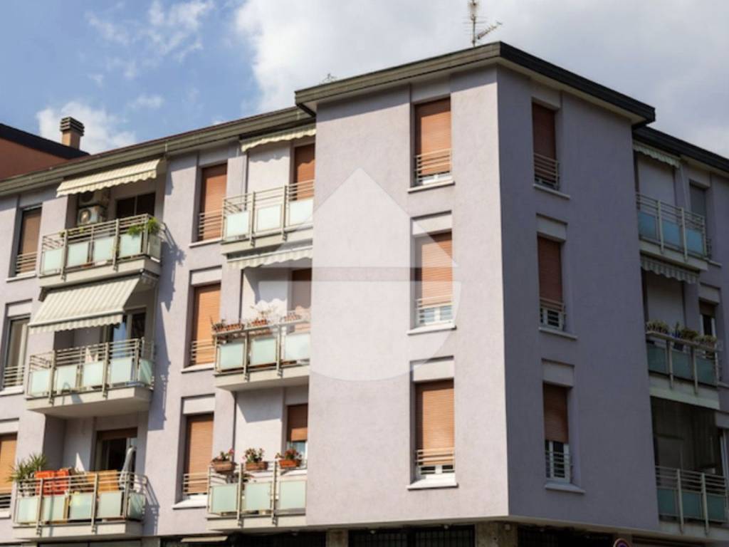 appartamento in vendita a Milano in zona San Cristoforo