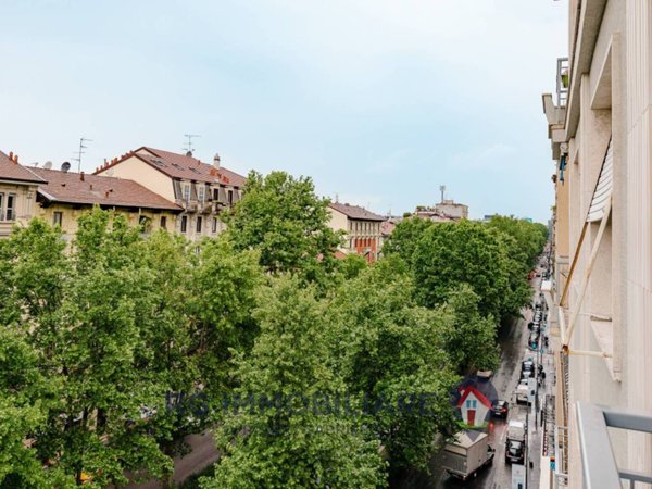 appartamento in vendita a Milano in zona Città Studi