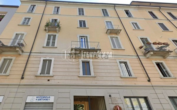 appartamento in vendita a Milano in zona Loreto