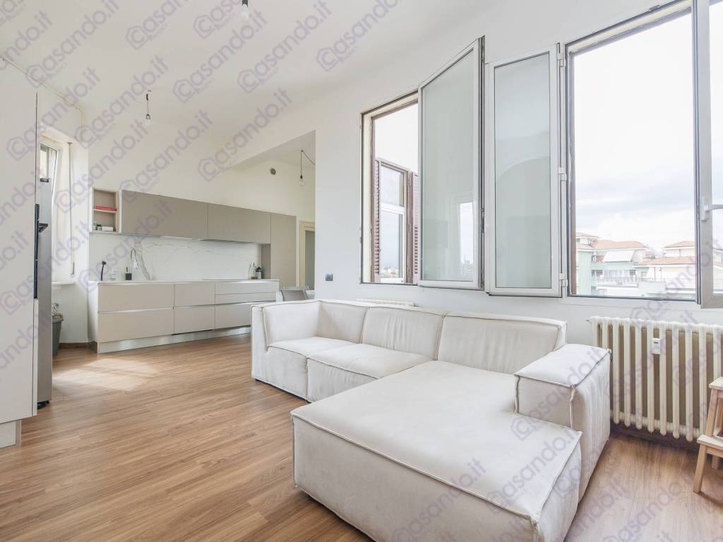 appartamento in vendita a Milano in zona Ghisolfa