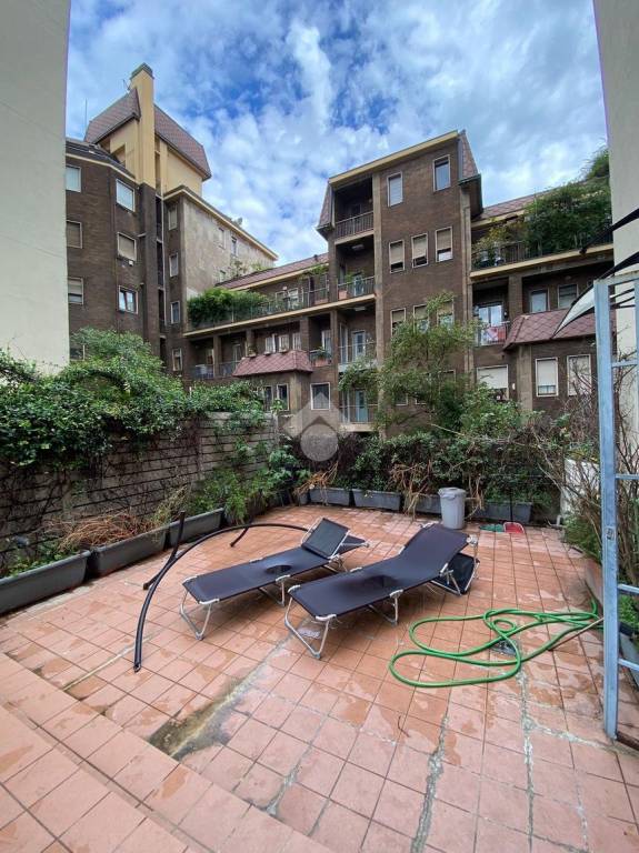 appartamento in vendita a Milano in zona Porta Venezia
