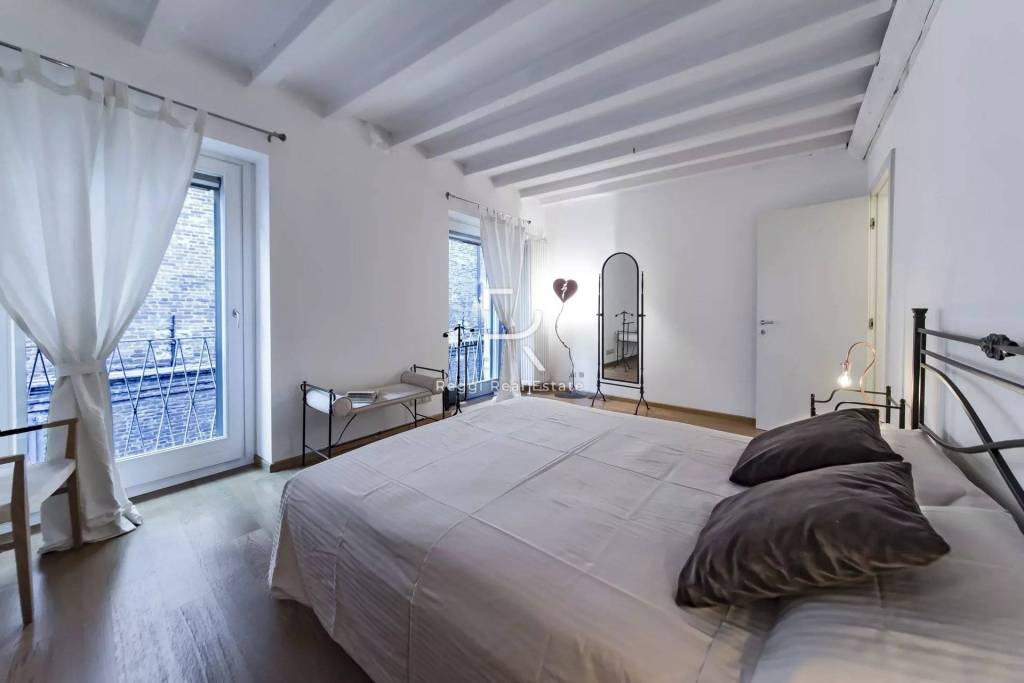 appartamento in vendita a Milano in zona Brera