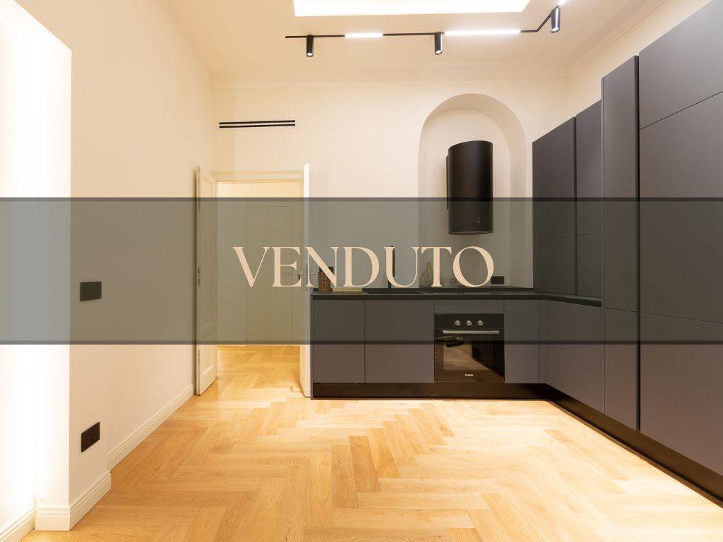 appartamento in vendita a Milano in zona Centro Direzionale