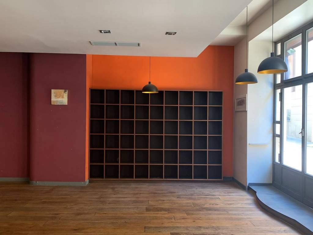 negozio in vendita a Milano
