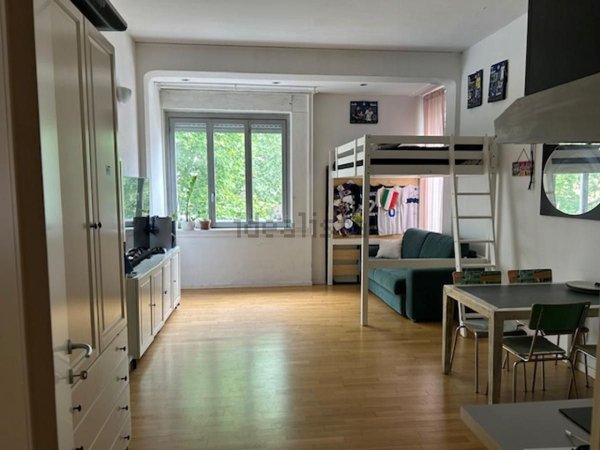 appartamento in vendita a Milano in zona Maggiolina