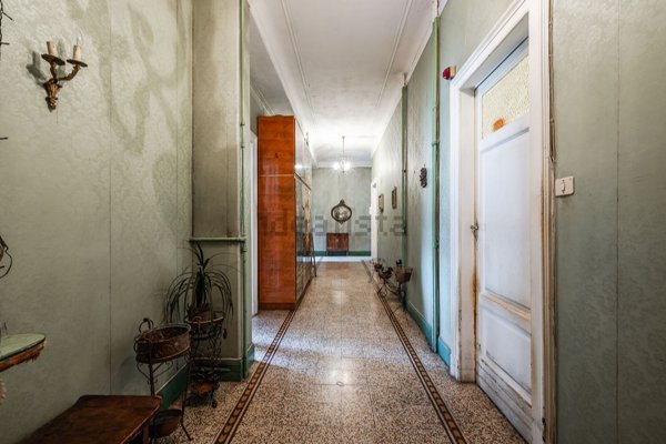 appartamento in vendita a Milano in zona Centro Direzionale