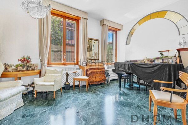 casa indipendente in vendita a Milano in zona Isola