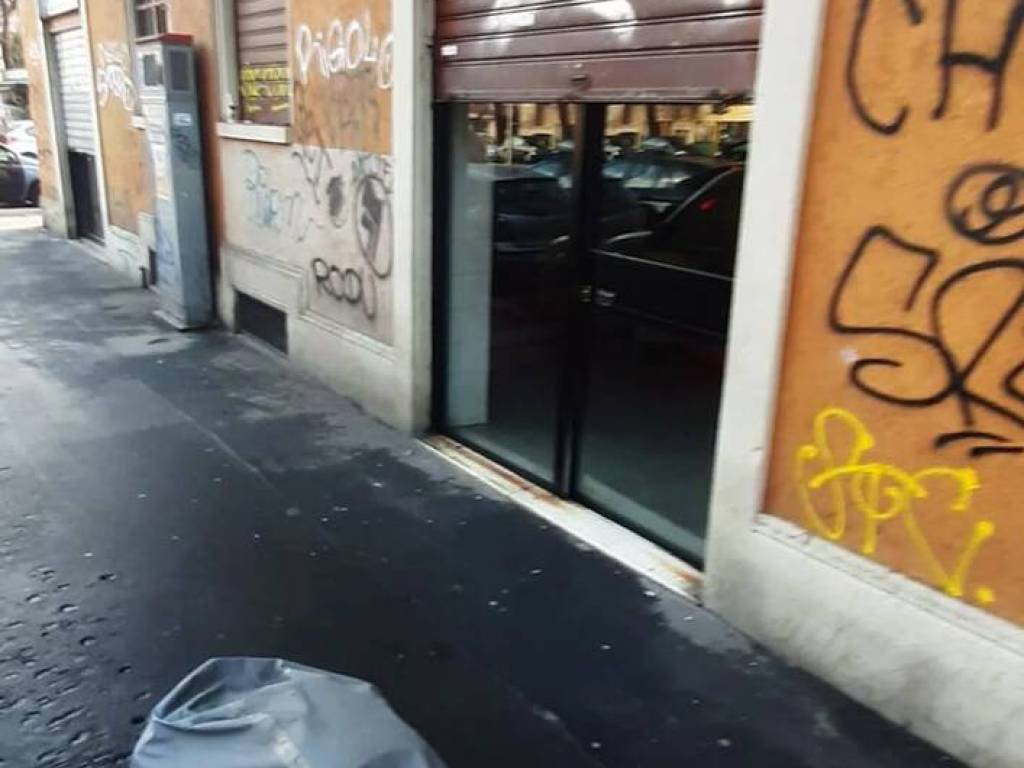 negozio in vendita a Milano in zona Il Portello
