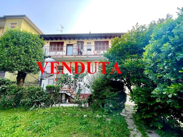 appartamento in vendita a Milano in zona Baggio
