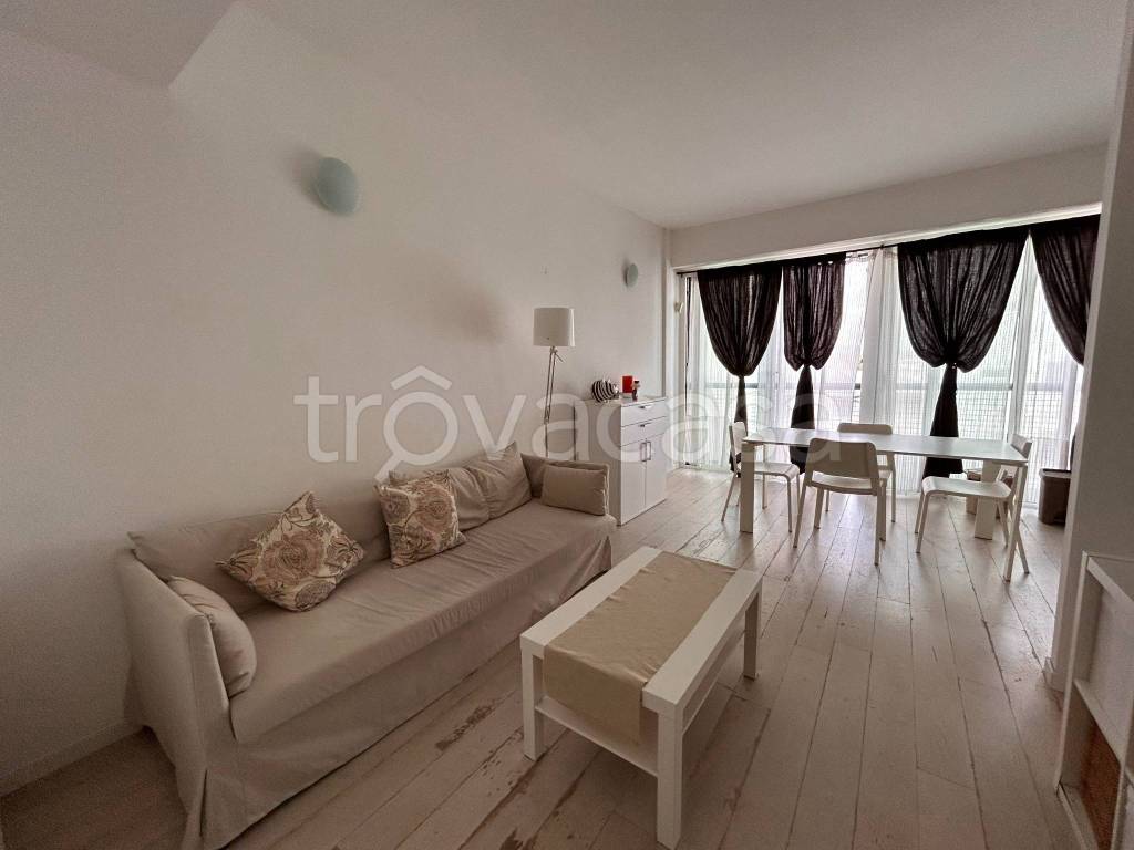 appartamento in vendita a Milano in zona Corvetto