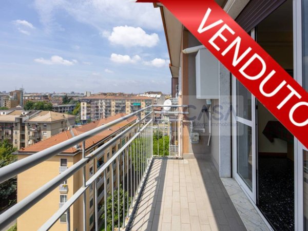 appartamento in vendita a Milano in zona Crescenzago