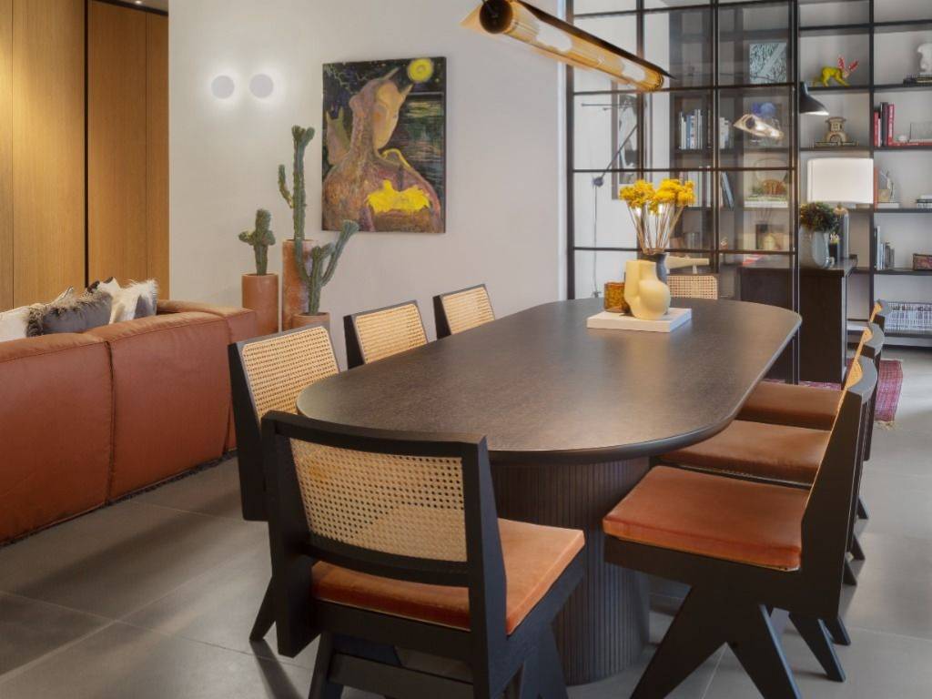 appartamento in vendita a Milano in zona Porta Nuova