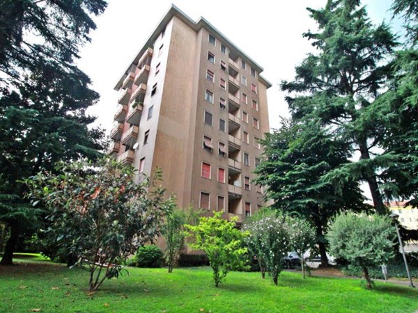 appartamento in vendita a Milano in zona Precotto