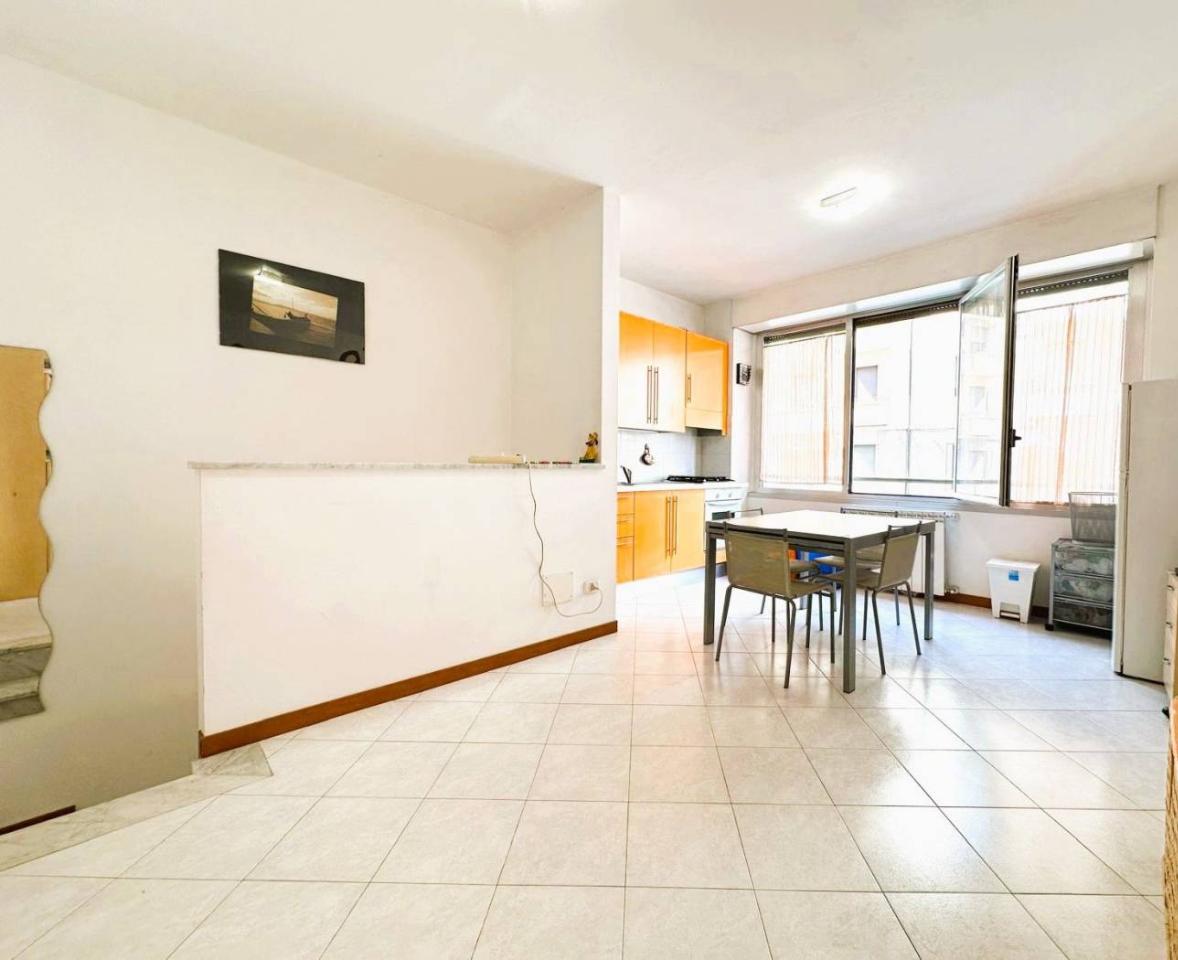 appartamento in vendita a Milano in zona Città Studi