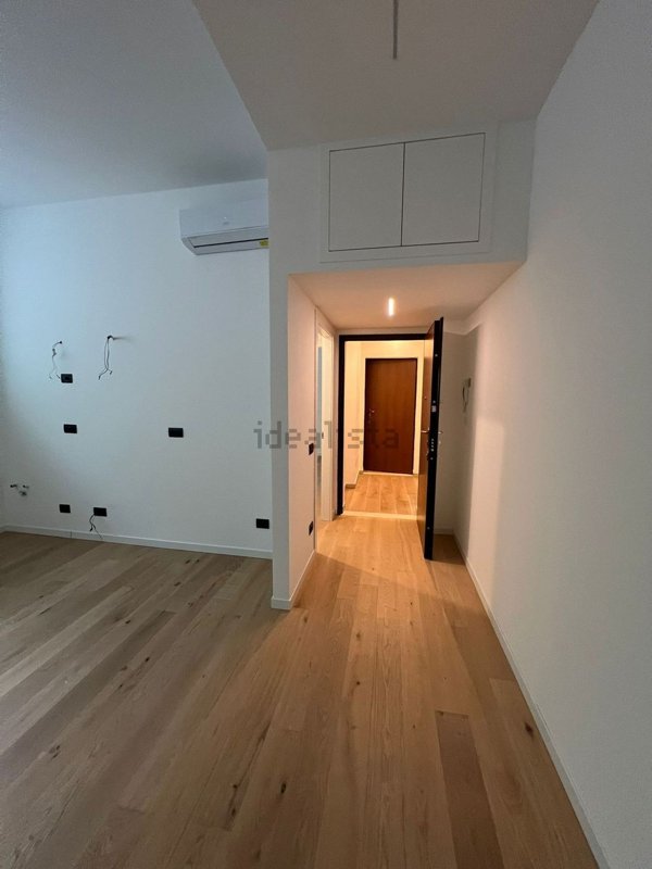 appartamento in vendita a Milano in zona Bocconi