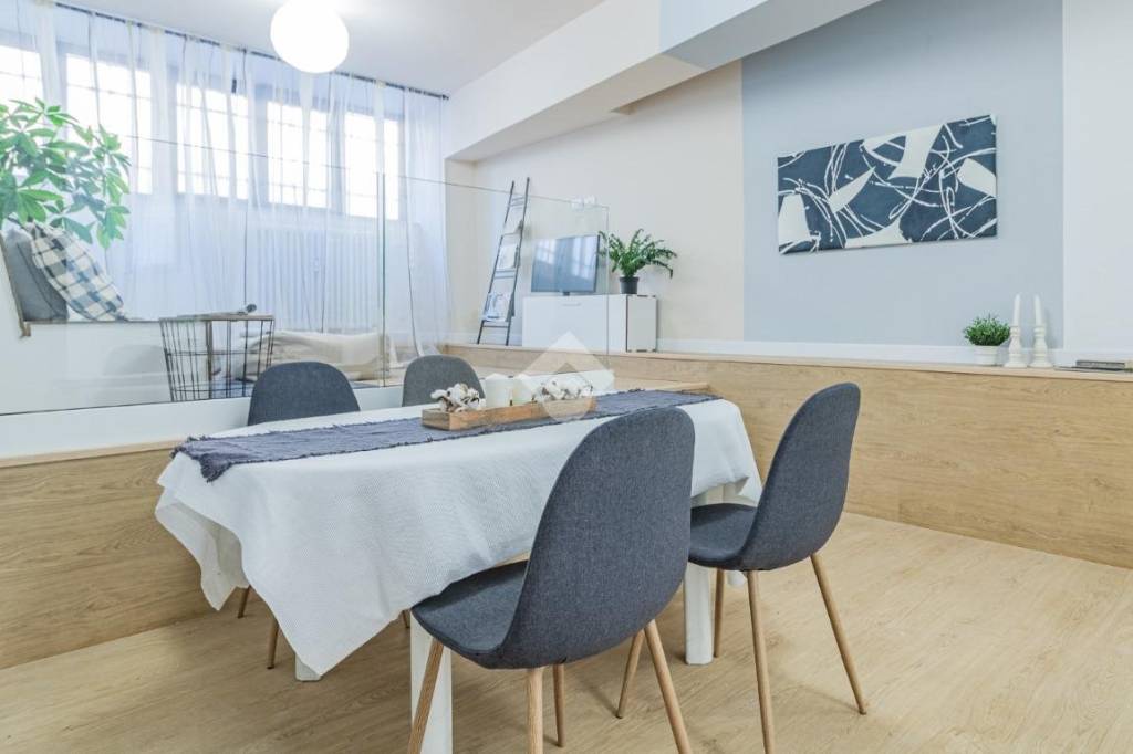 appartamento in vendita a Milano in zona Piazzale Lodi