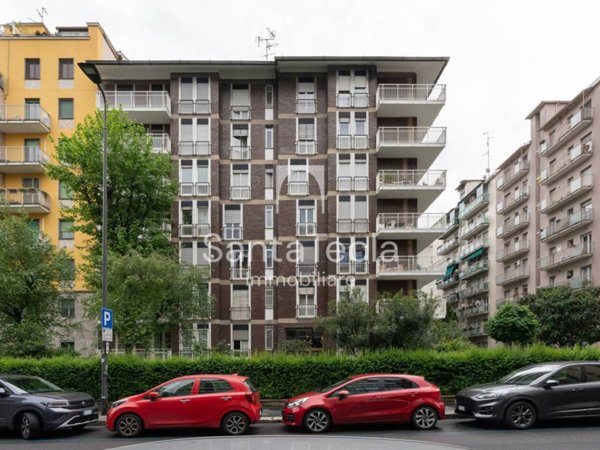 appartamento in vendita a Milano in zona Città Studi